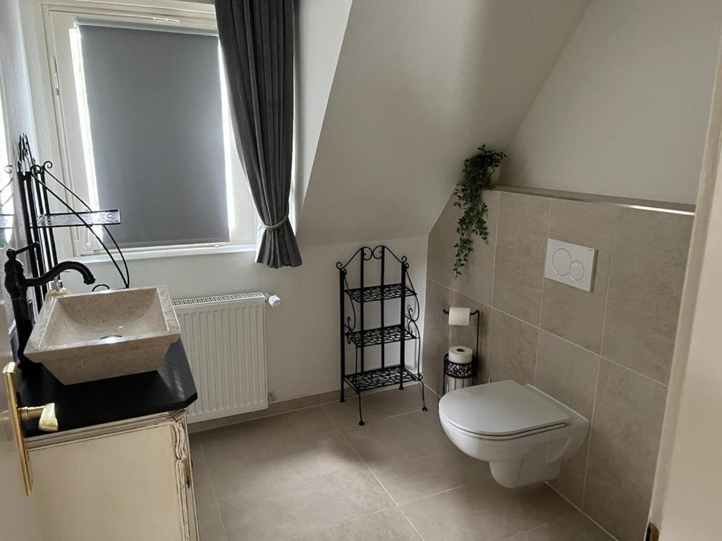 Ferienwohnung Und Appartement Naehe Moehnesee Fuer 4 Personen Warstein Exterior foto